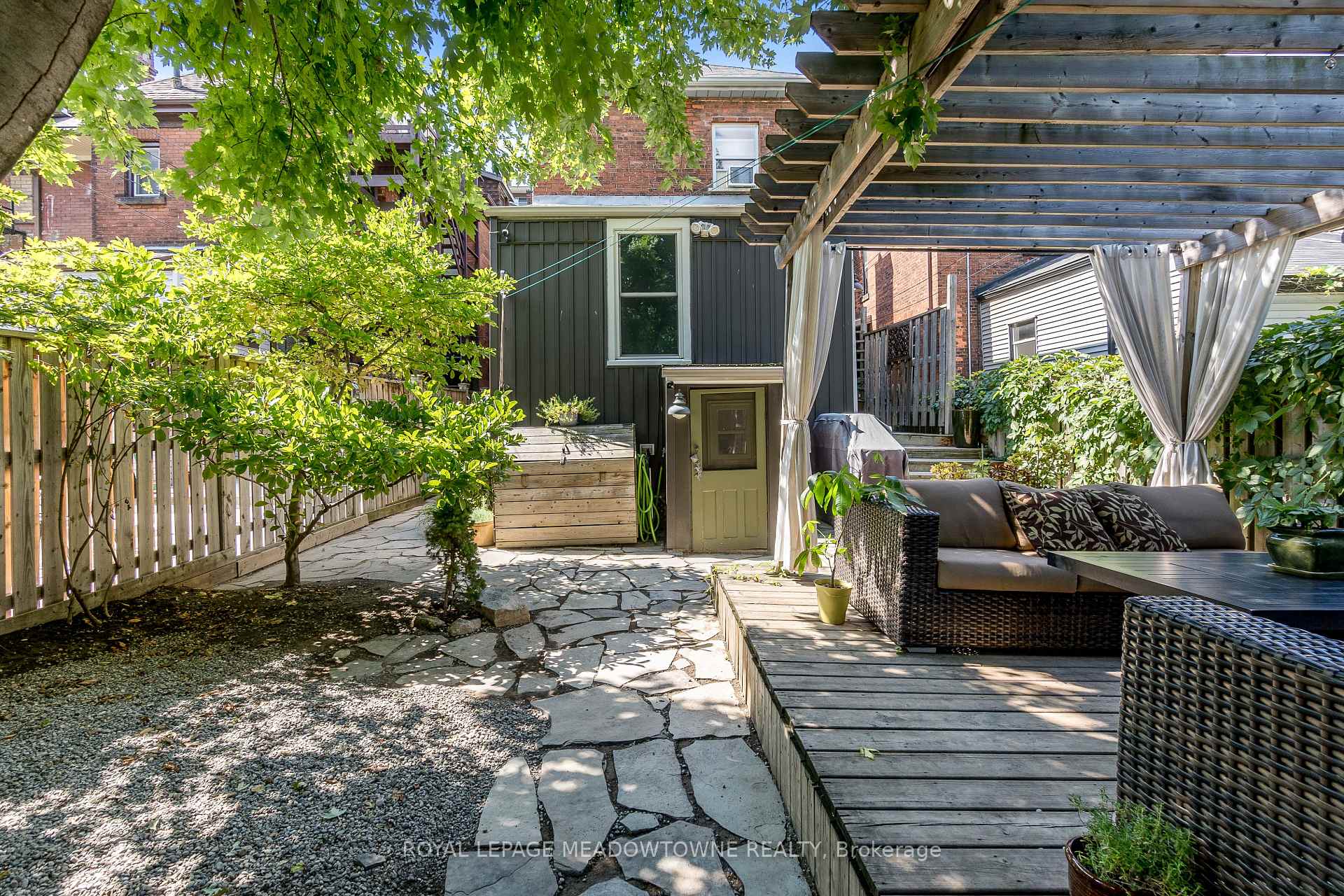 Photo 30 of 104 Herkimer Street, Hamilton, Durand — HOMEH