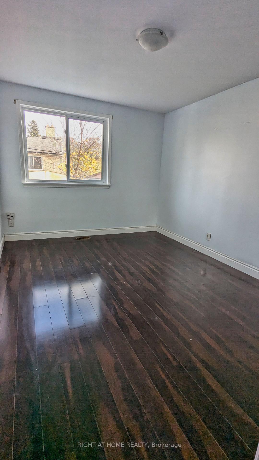 Photo 9 of Unit MainFlr, 48 Burcher Road, Ajax, South East — HOMEH
