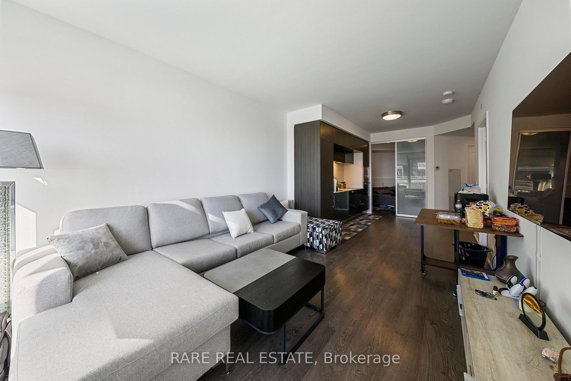 Photo 13 of Unit 312, 1 Edgewater Drive, Toronto, Waterfront Communities — HOMEH