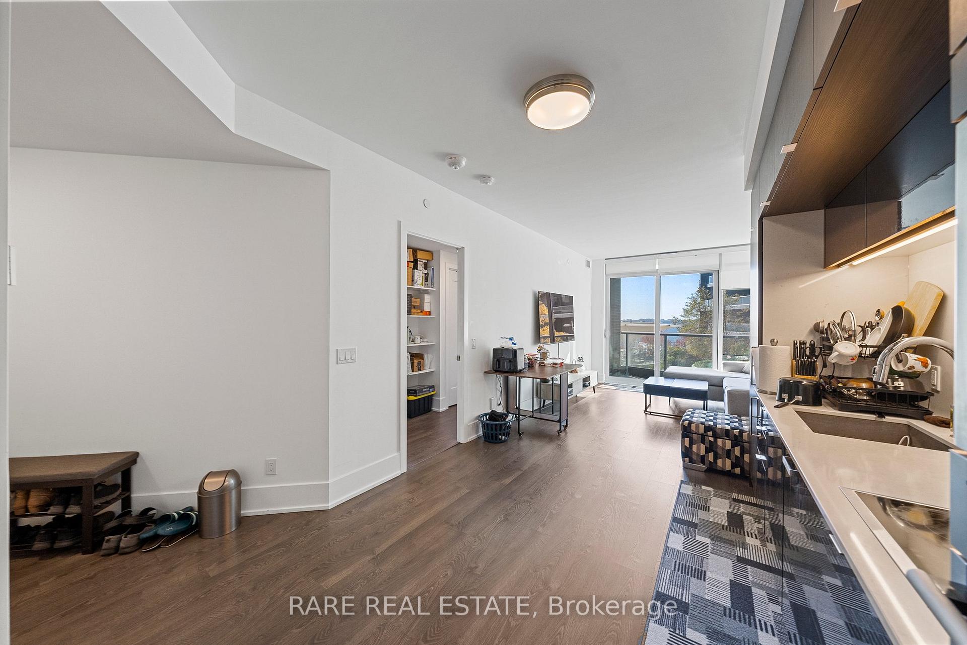 Photo 14 of Unit 312, 1 Edgewater Drive, Toronto, Waterfront Communities — HOMEH