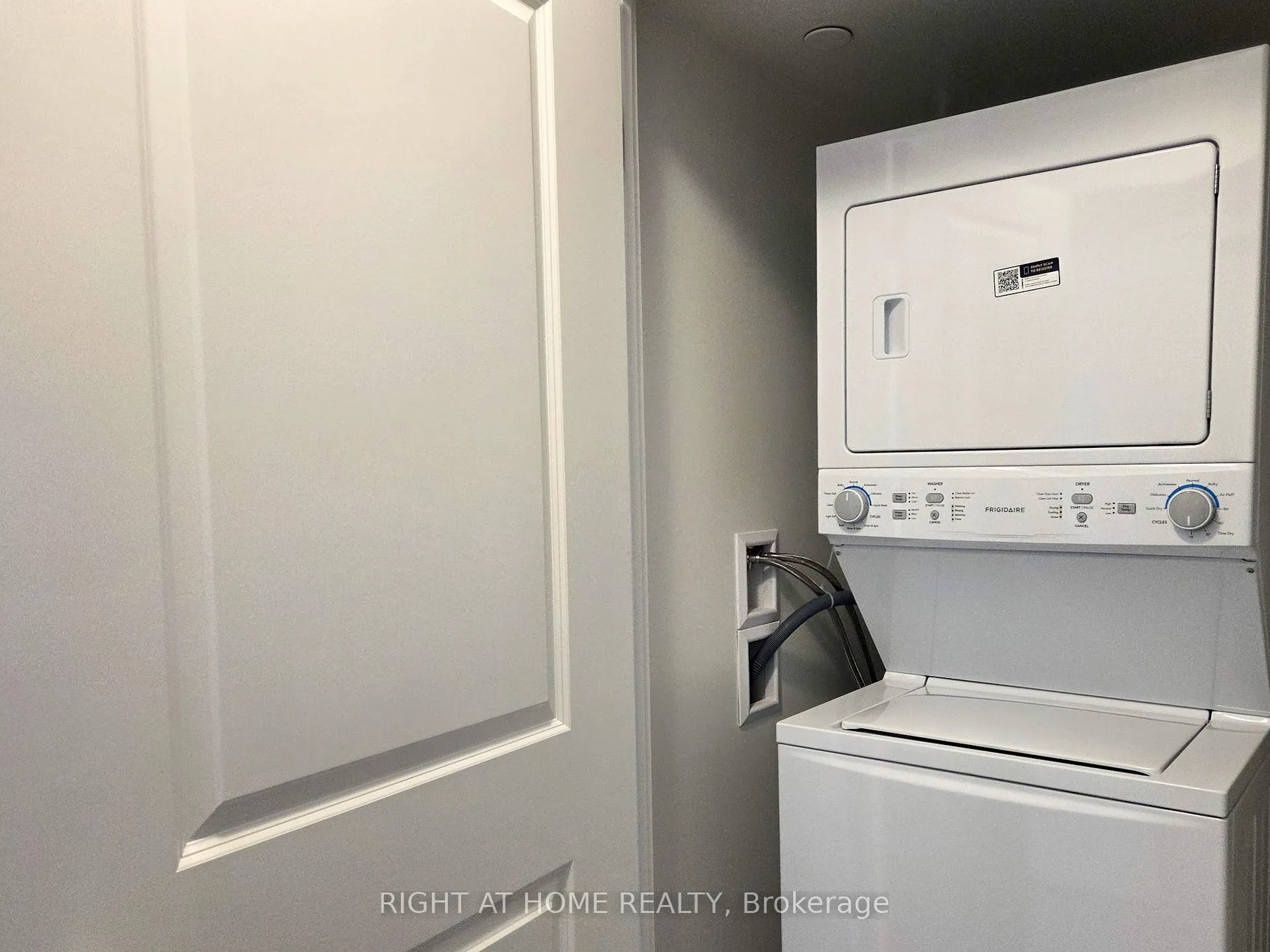 Photo 16 of Unit 1303, 1010 Sandy Beach Road, Pickering, Bay Ridges — HOMEH