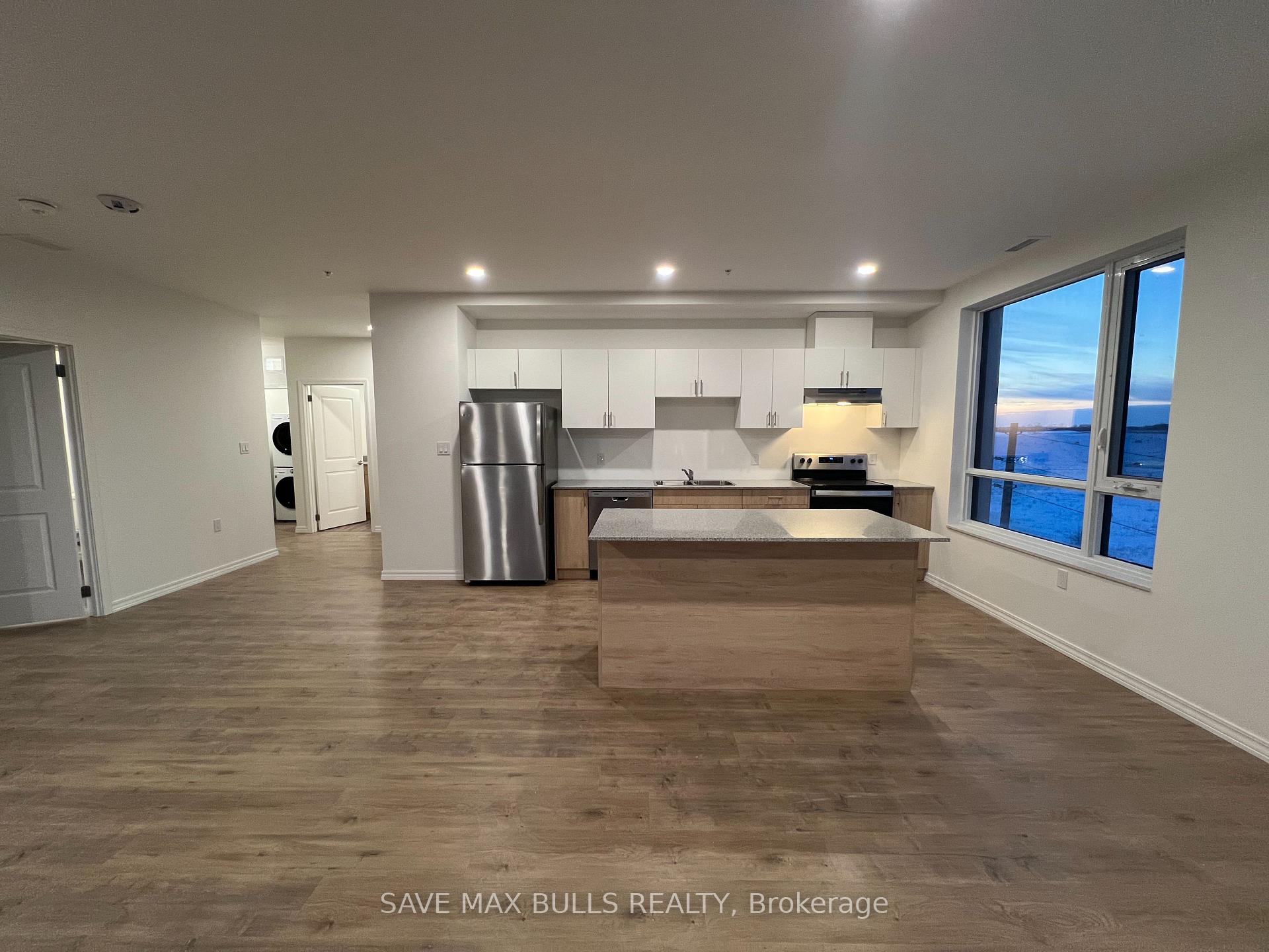 Photo 7 of Unit 604, 1098 Paisley Road, Guelph, Willow West/Sugarbush/West Acres — HOMEH