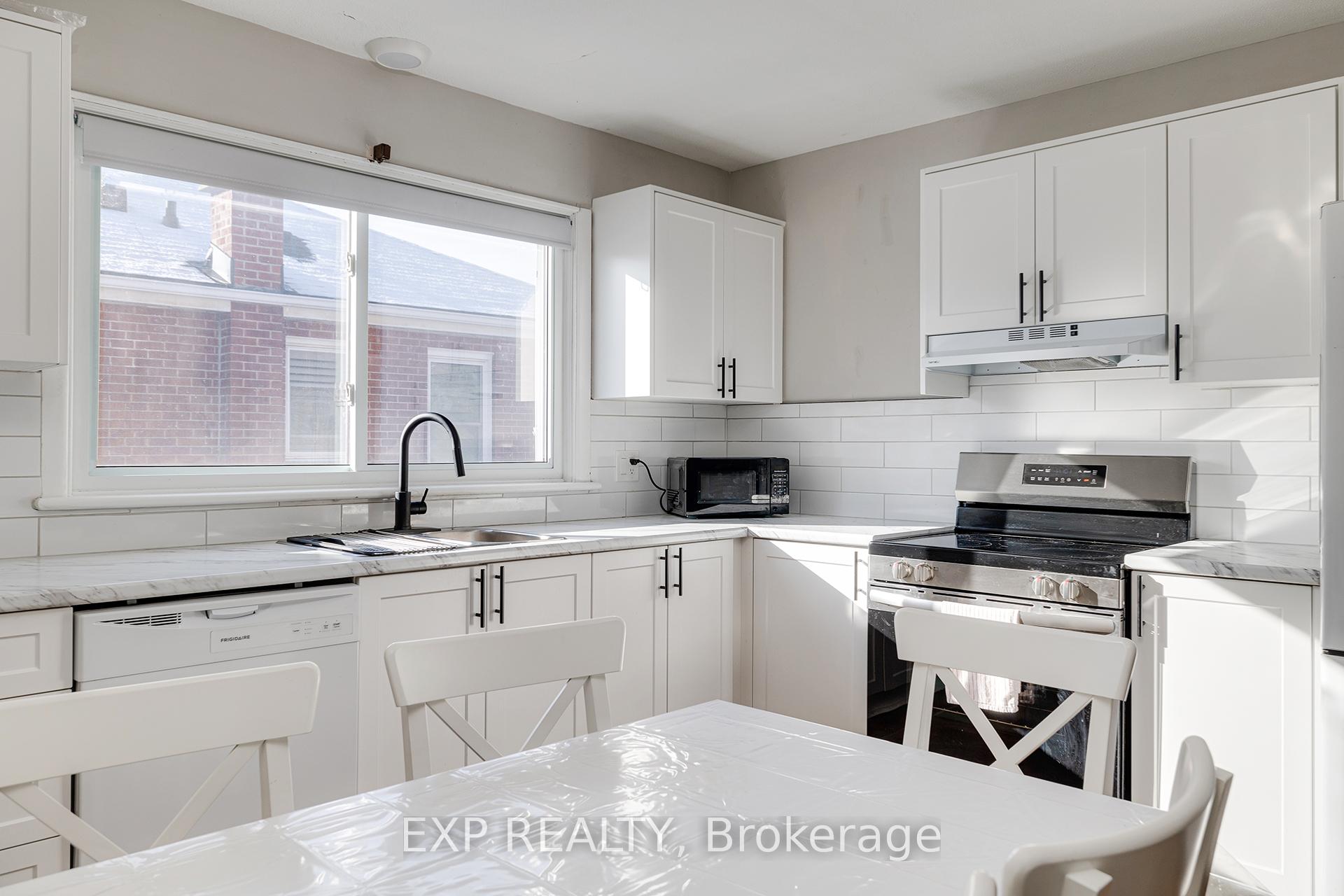 Photo 5 of 22 East 39th Street, Hamilton, Raleigh — HOMEH