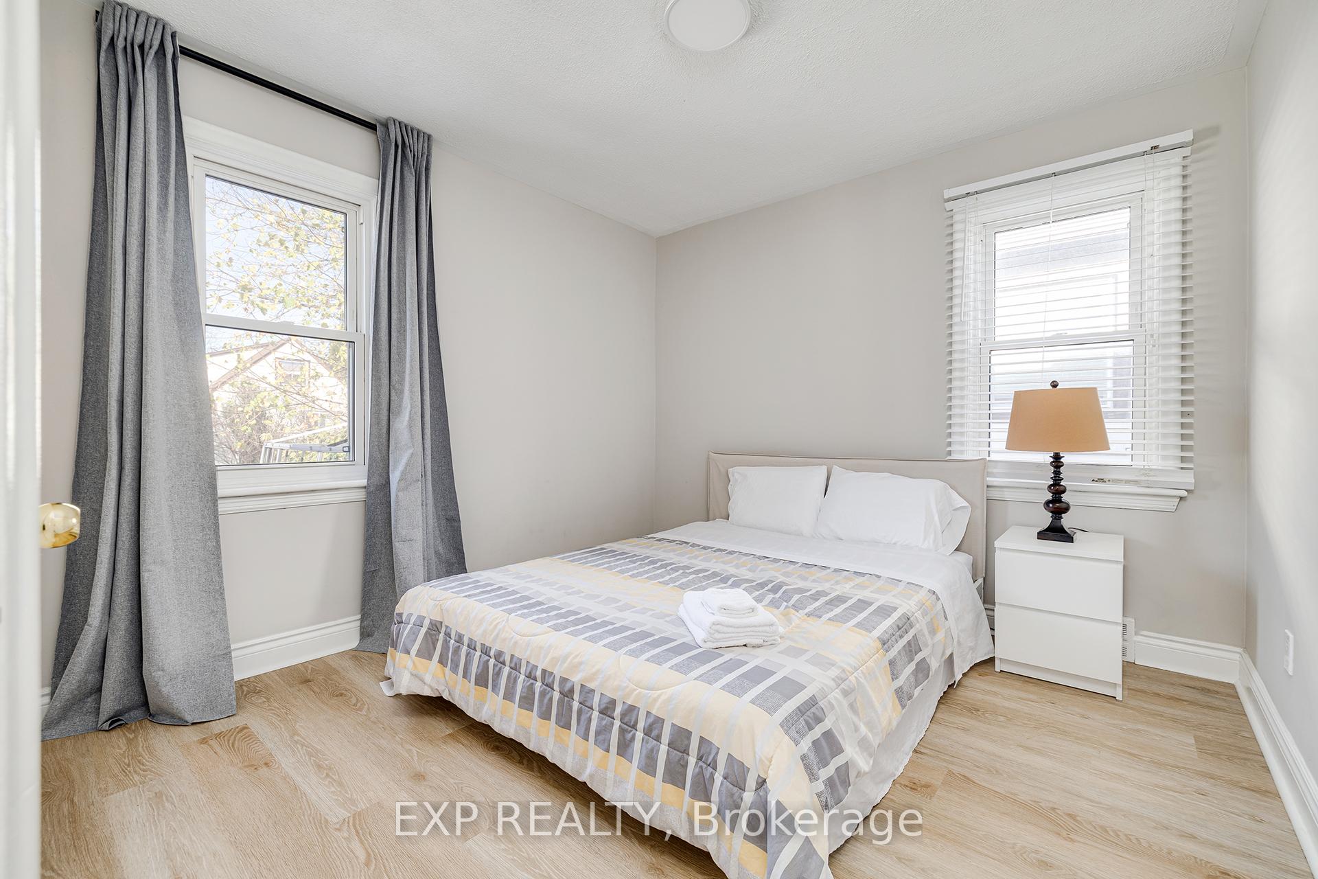 Photo 8 of 22 East 39th Street, Hamilton, Raleigh — HOMEH