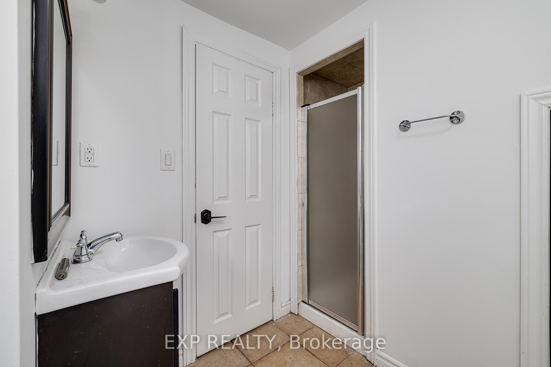 Photo 20 of 22 East 39th Street, Hamilton, Raleigh — HOMEH