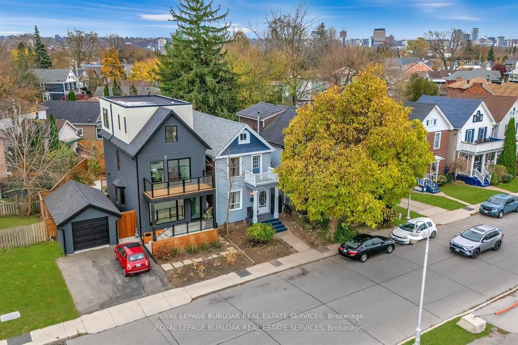 Photo 2 of 62 Guise Street E, Hamilton, North End — HOMEH
