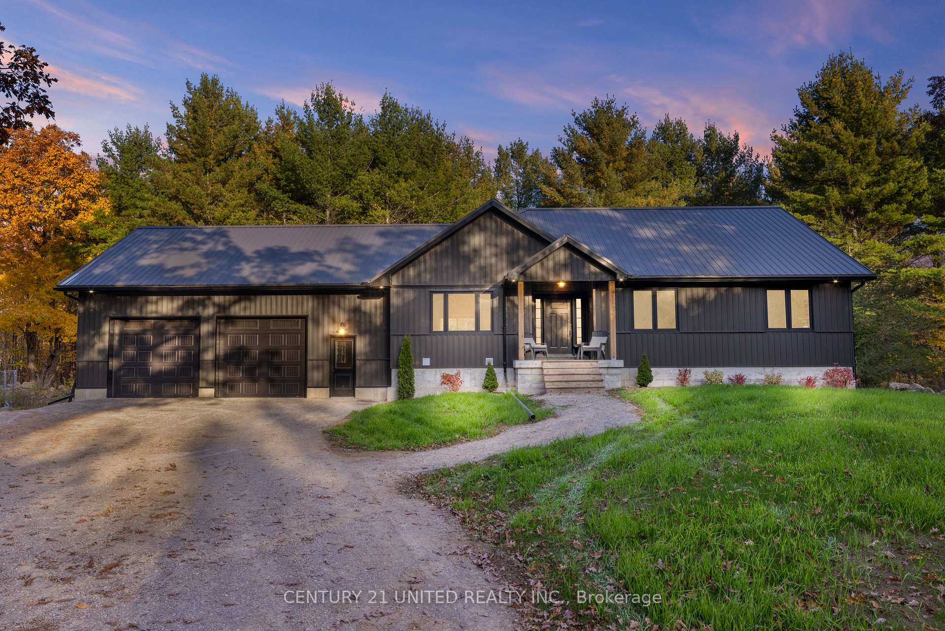 Photo 2 of 2135 Sixth Line Road N Dummer, Douro-Dummer — HOMEH