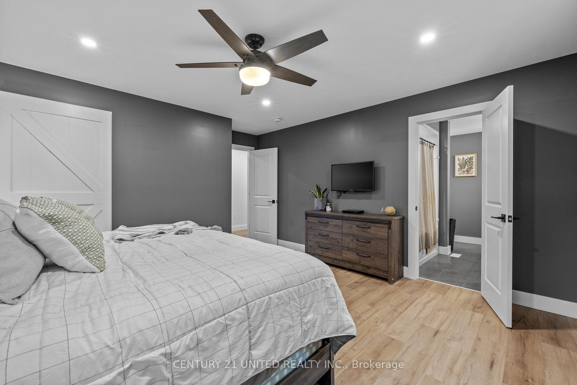 Photo 18 of 2135 Sixth Line Road N Dummer, Douro-Dummer — HOMEH