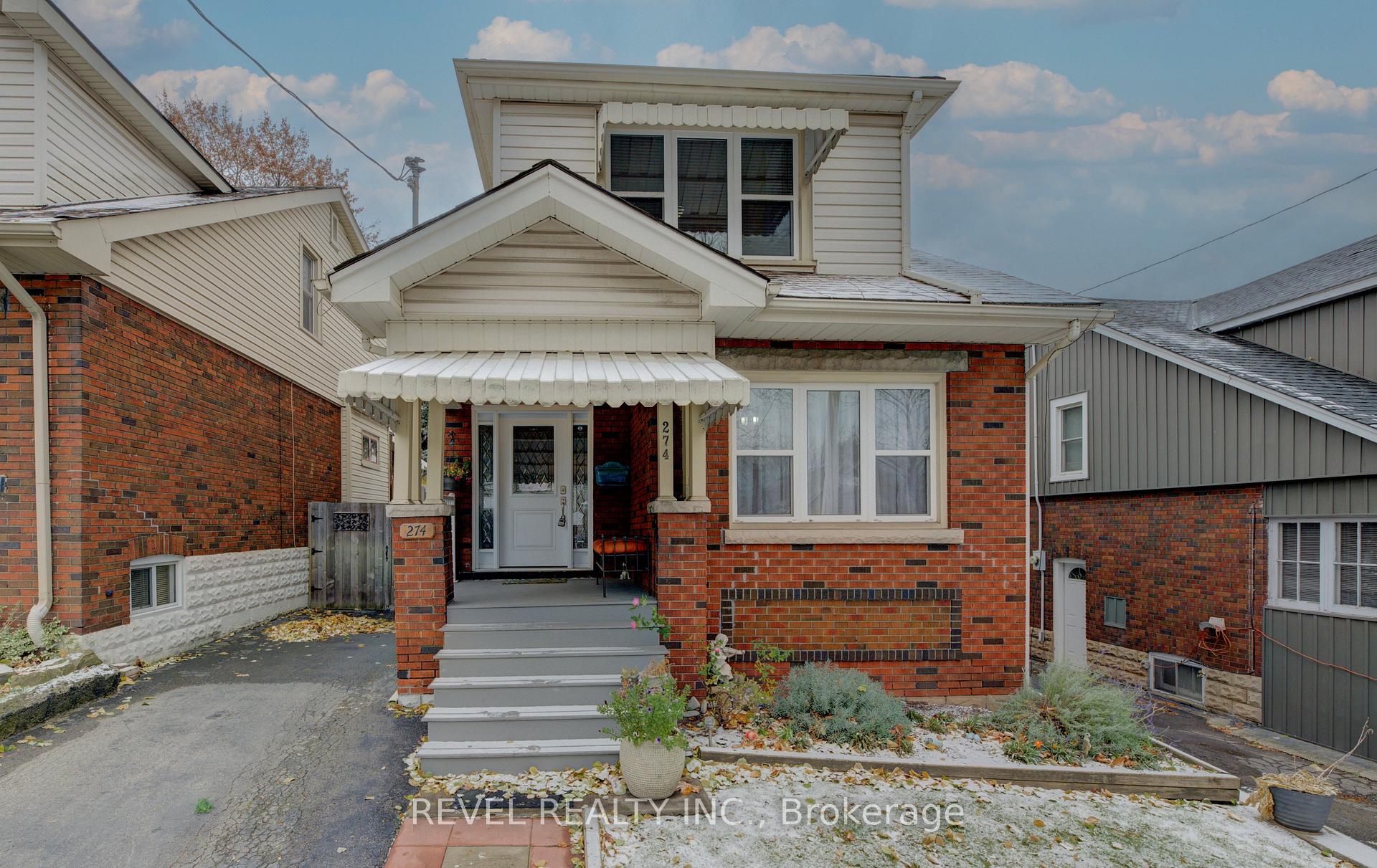 Photo 1 of 274 Park Row S, Hamilton, Delta — HOMEH