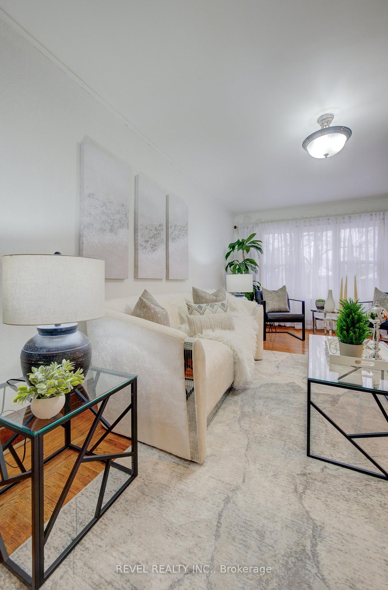 Photo 9 of 274 Park Row S, Hamilton, Delta — HOMEH