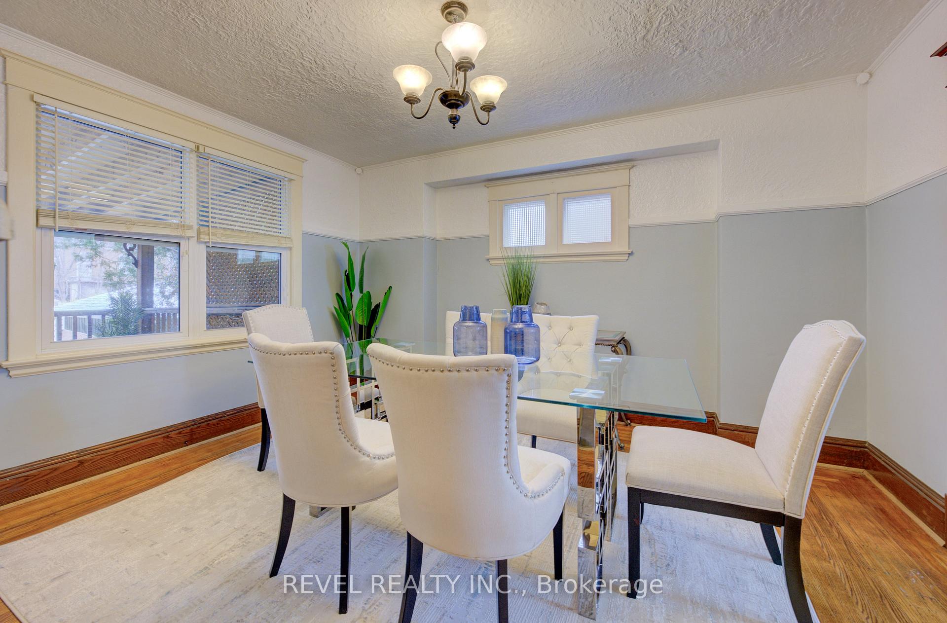 Photo 11 of 274 Park Row S, Hamilton, Delta — HOMEH