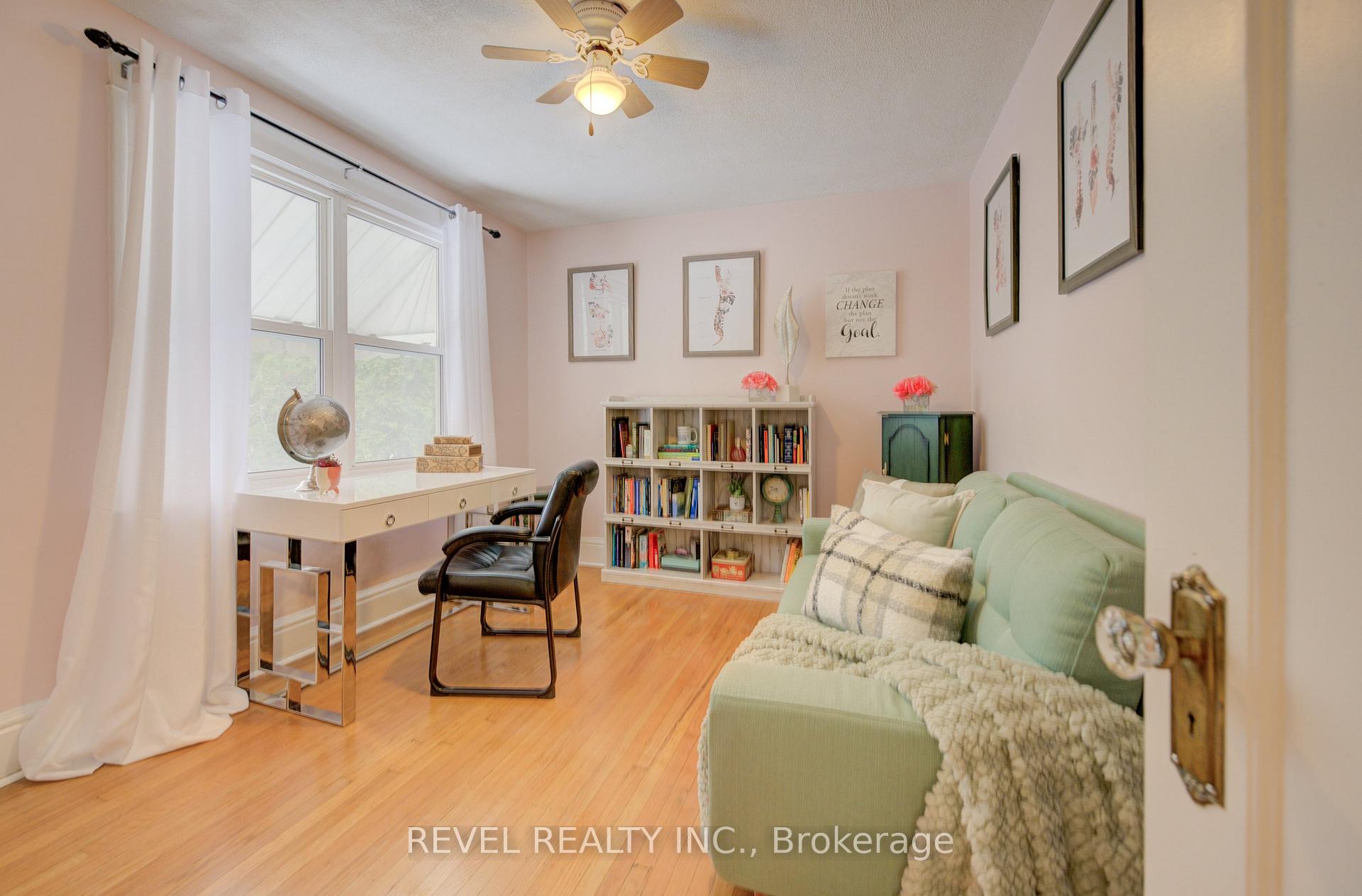 Photo 19 of 274 Park Row S, Hamilton, Delta — HOMEH