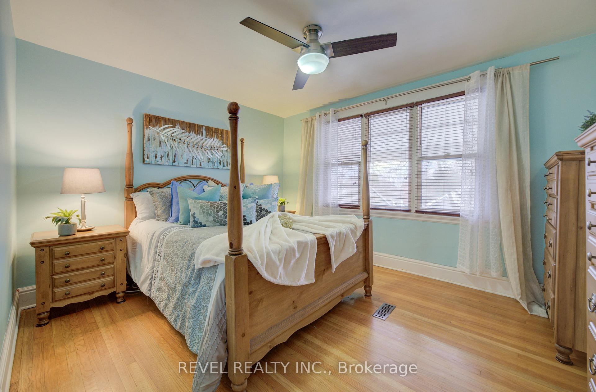 Photo 22 of 274 Park Row S, Hamilton, Delta — HOMEH