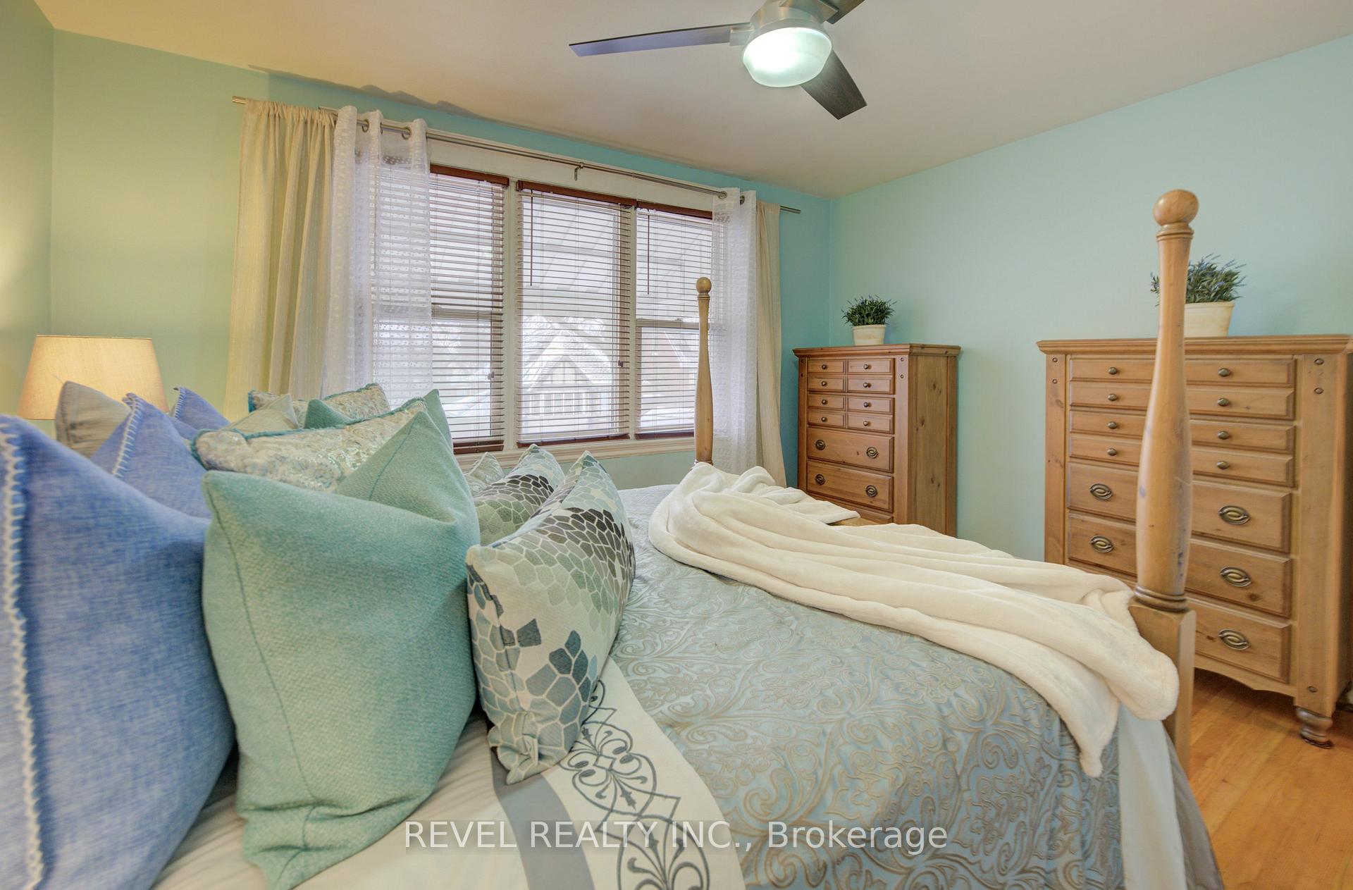Photo 23 of 274 Park Row S, Hamilton, Delta — HOMEH