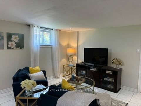 Photo 10 of Unit Lower, 149 Manitou Crescent, Brampton, Central Park — HOMEH