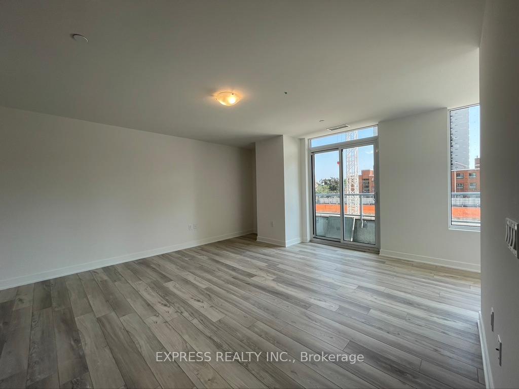 Front of Unit 201, 195 Redpath Avenue