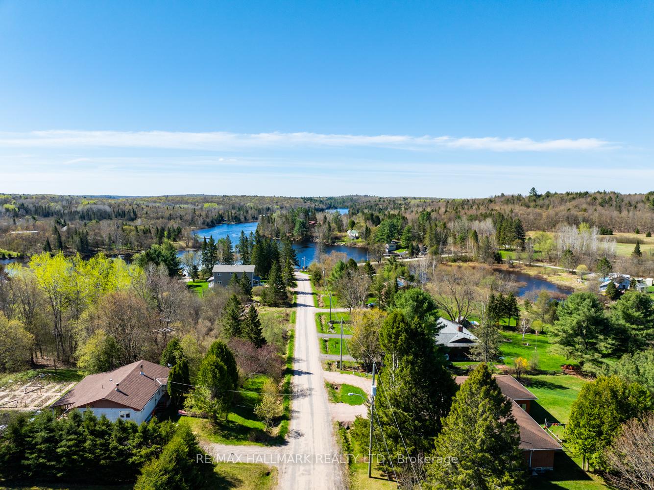 Photo 3 of George Street, Magnetawan — HOMEH