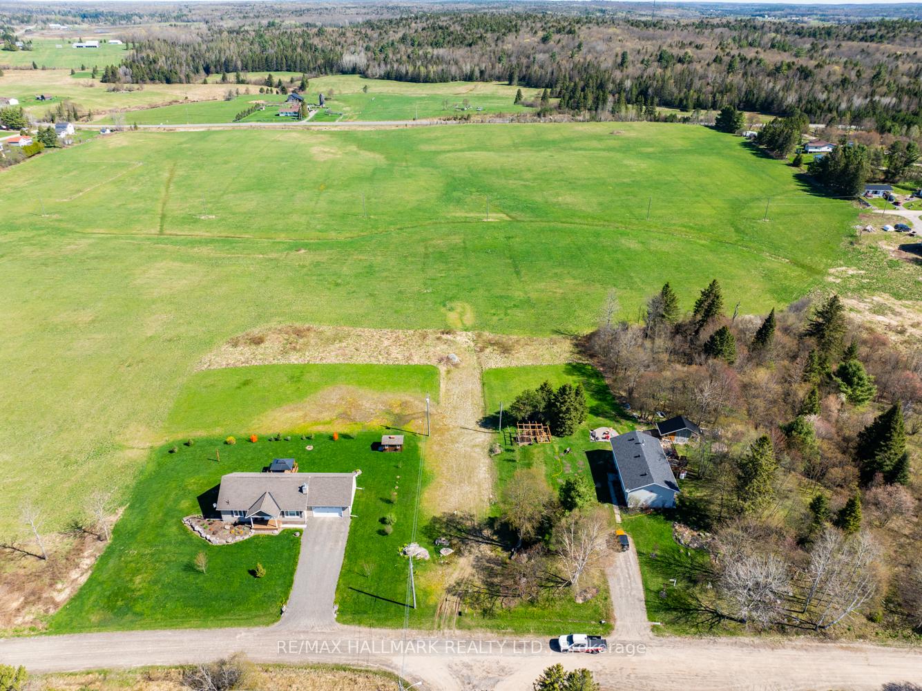 Photo 5 of George Street, Magnetawan — HOMEH