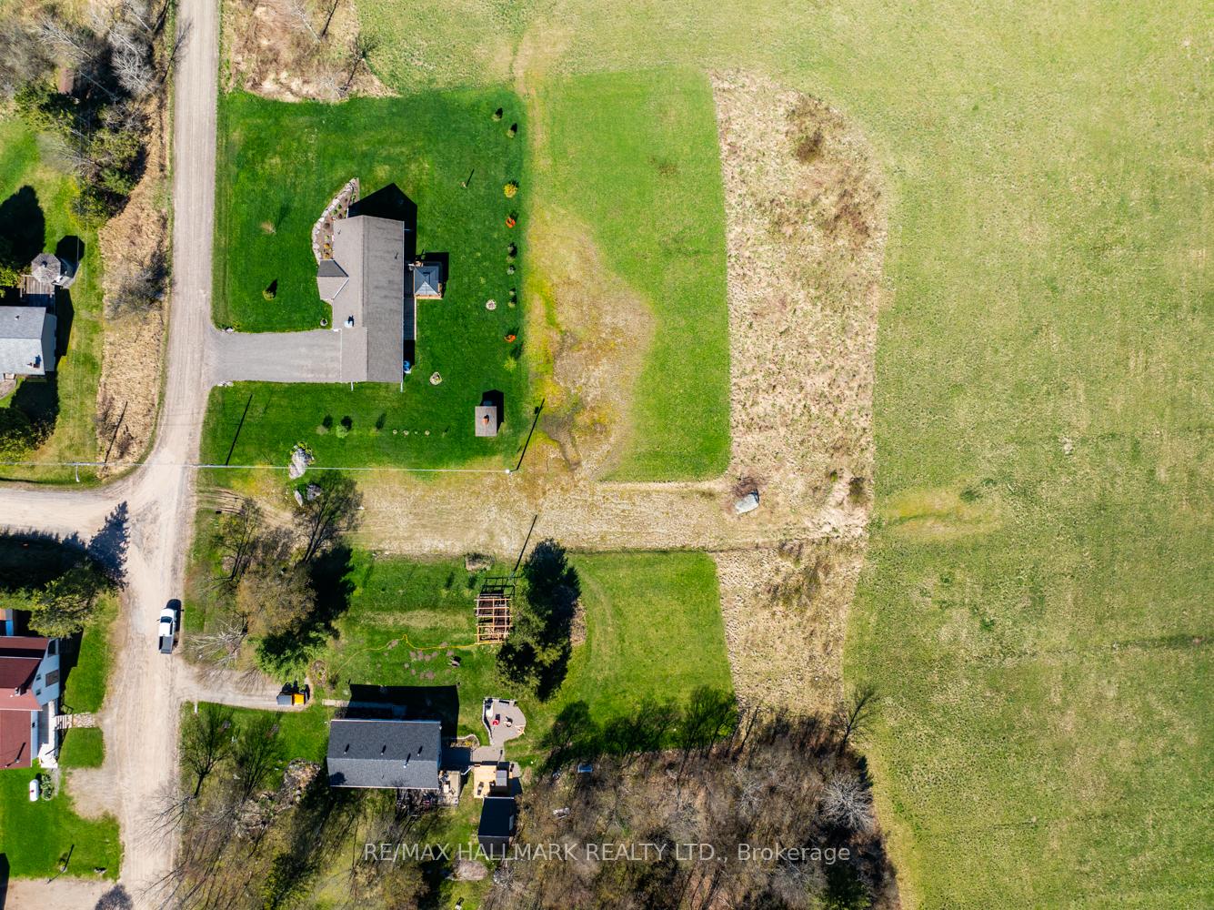 Photo 9 of George Street, Magnetawan — HOMEH
