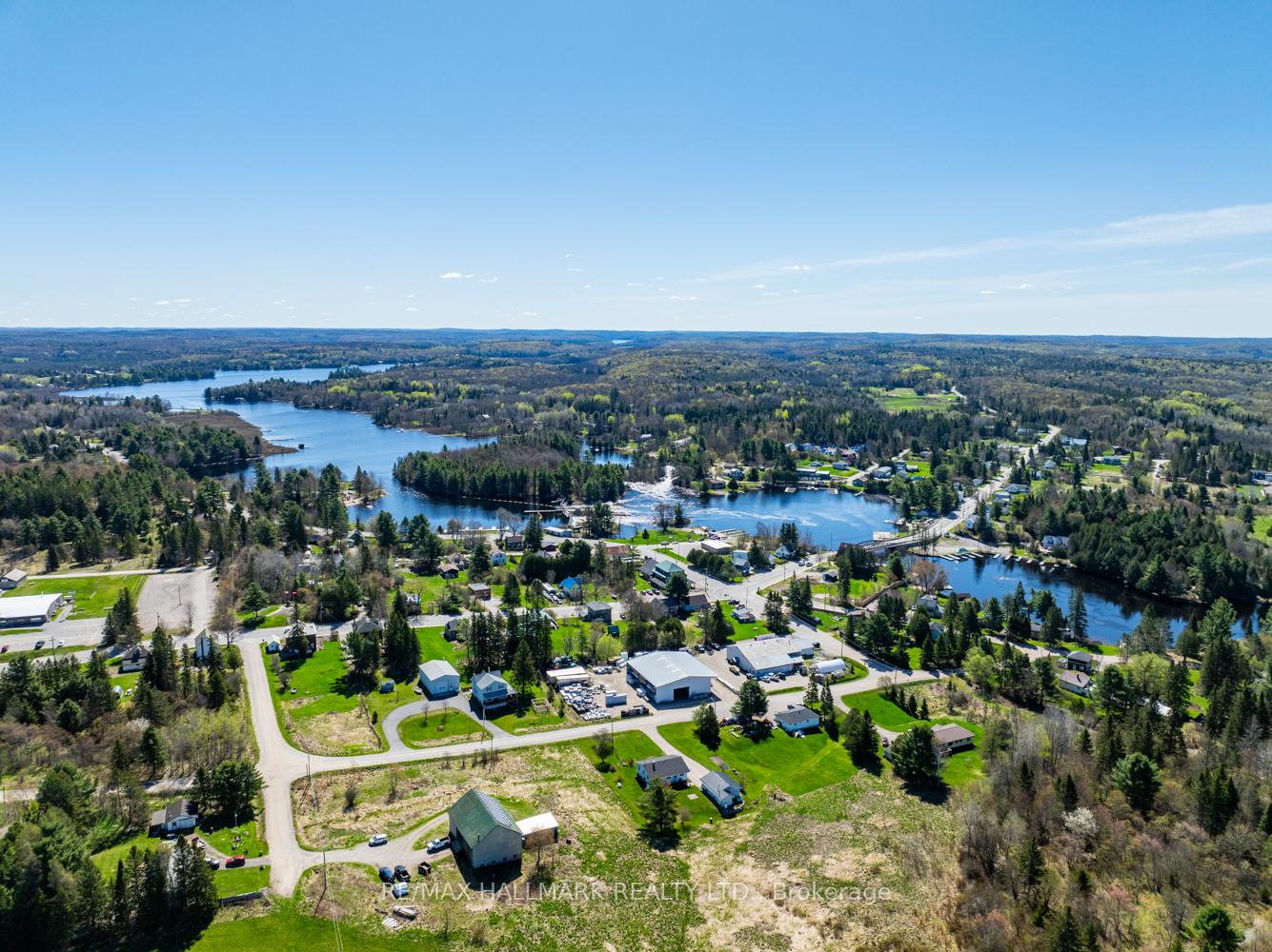 Photo 14 of George Street, Magnetawan — HOMEH