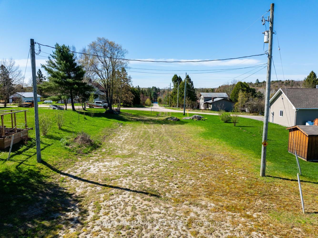 Photo 15 of George Street, Magnetawan — HOMEH