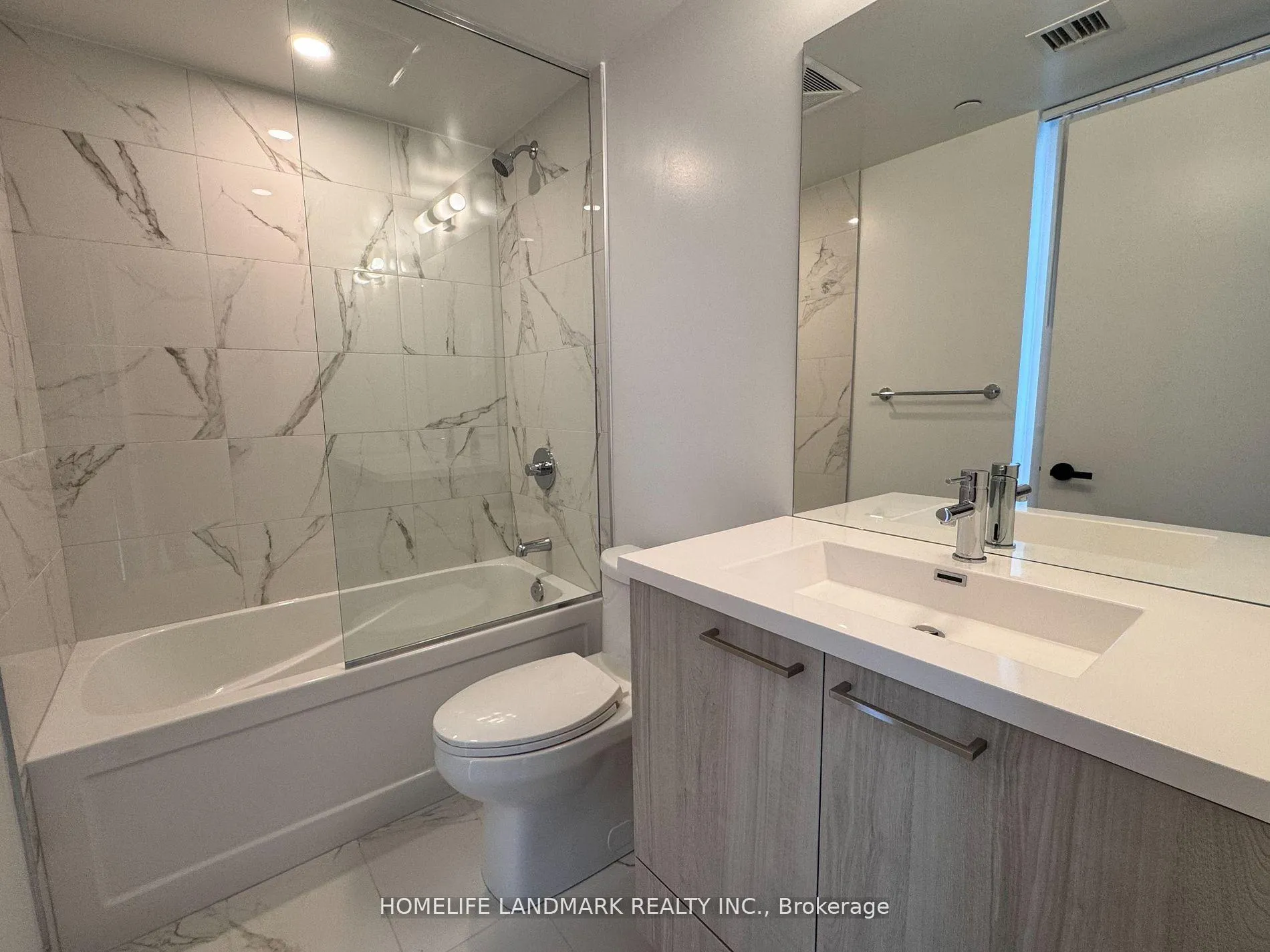 Photo 8 of Unit 3306, 195 Commerce Street, Vaughan, Vaughan Corporate Centre — HOMEH