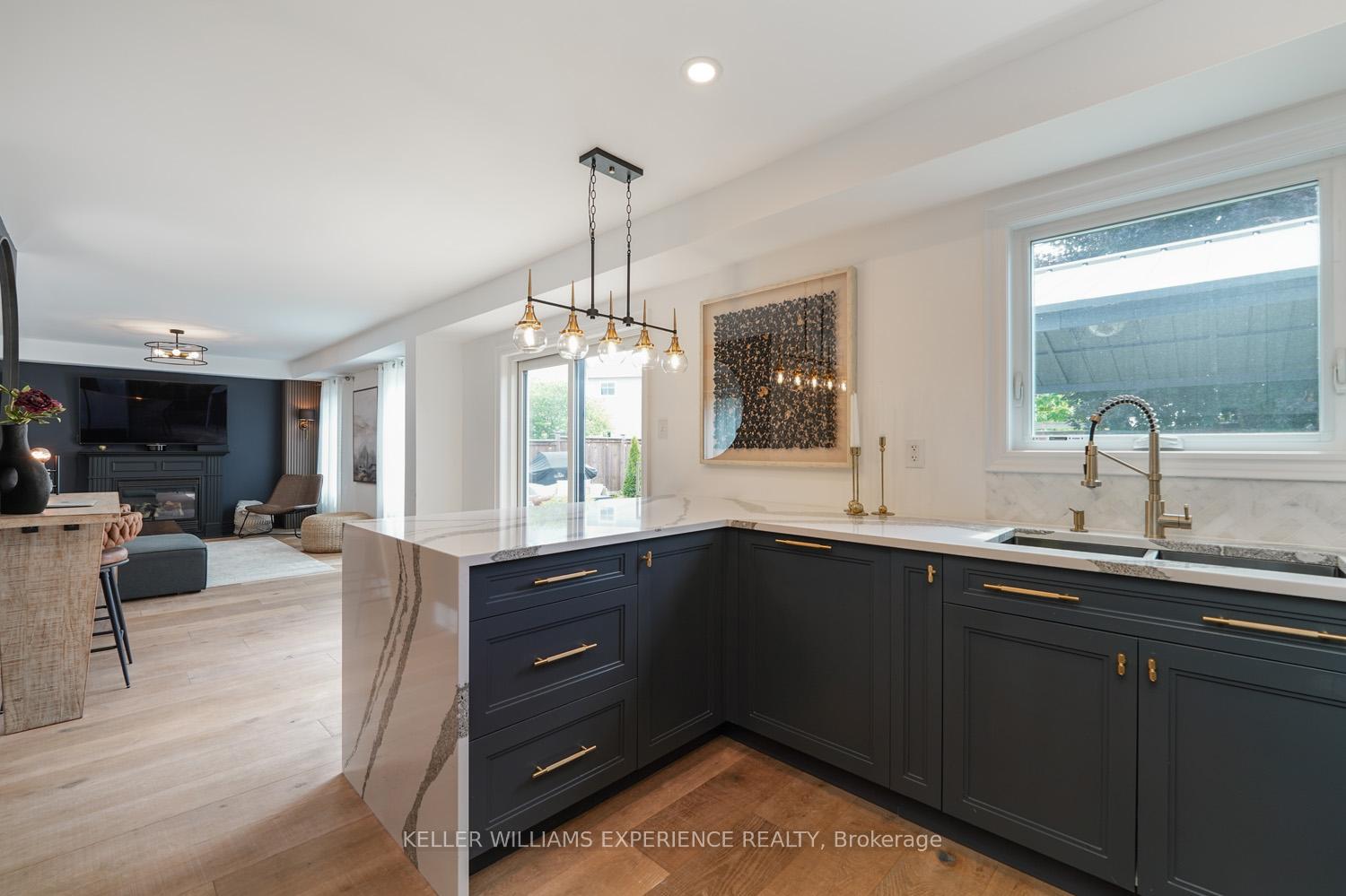 Photo 13 of 13 Counsellor Terrace, Barrie, Innis-Shore — HOMEH