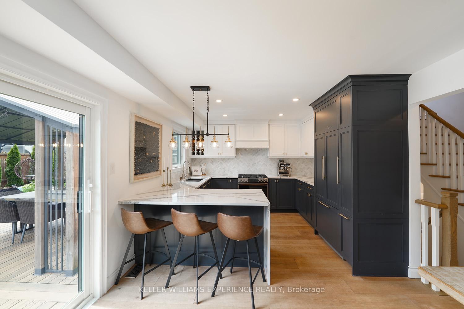 Photo 14 of 13 Counsellor Terrace, Barrie, Innis-Shore — HOMEH