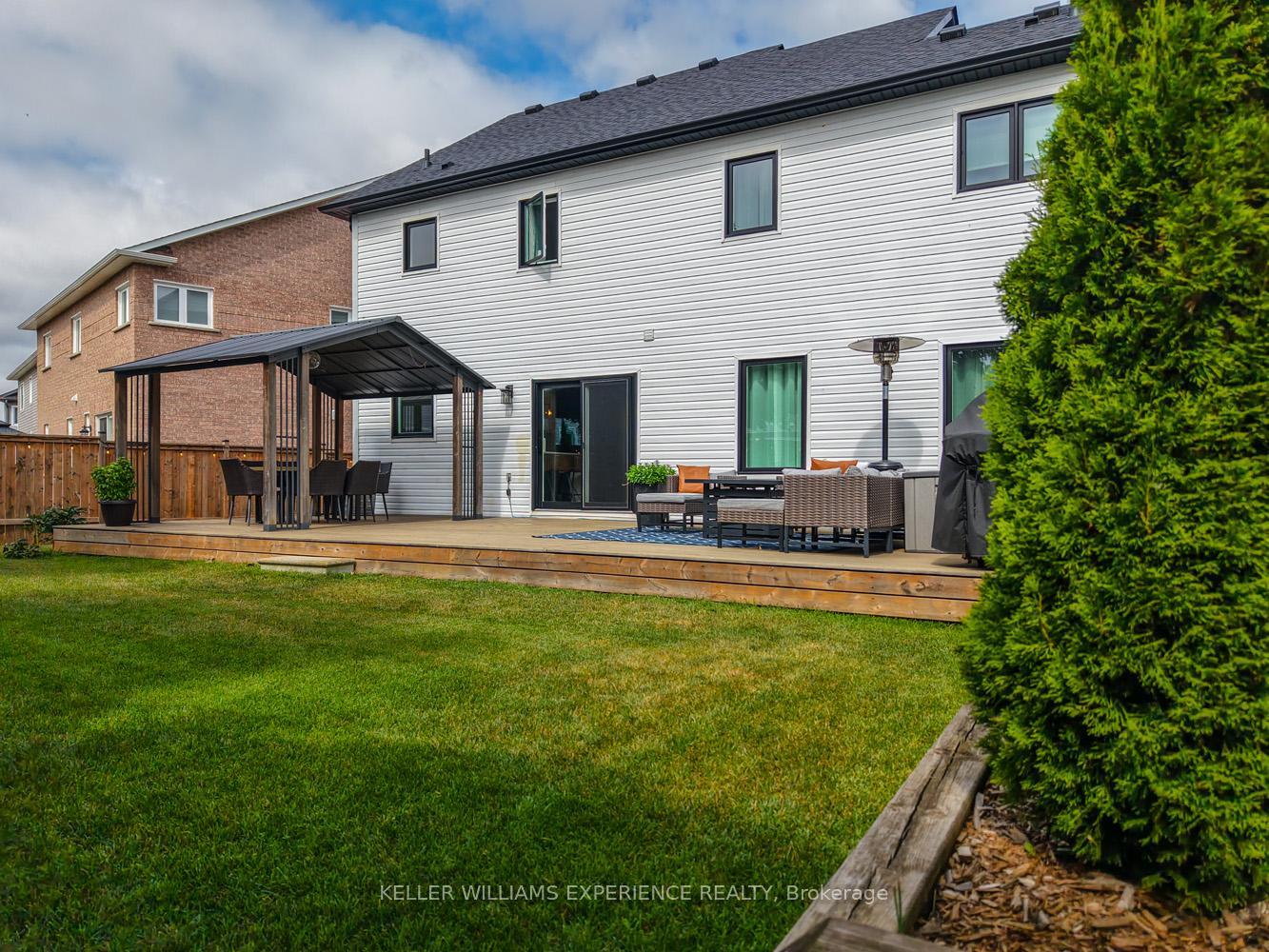 Photo 40 of 13 Counsellor Terrace, Barrie, Innis-Shore — HOMEH