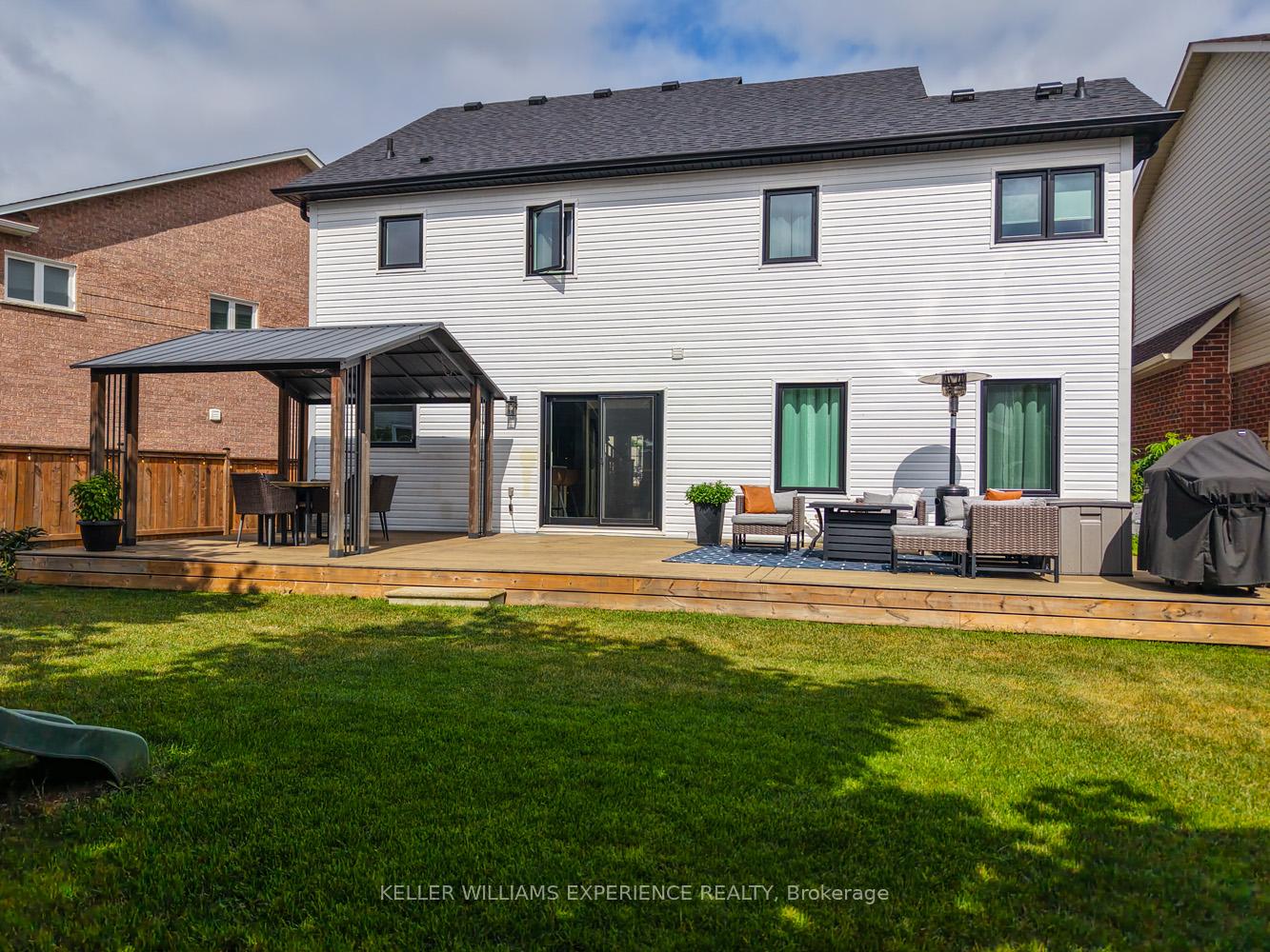 Photo 47 of 13 Counsellor Terrace, Barrie, Innis-Shore — HOMEH