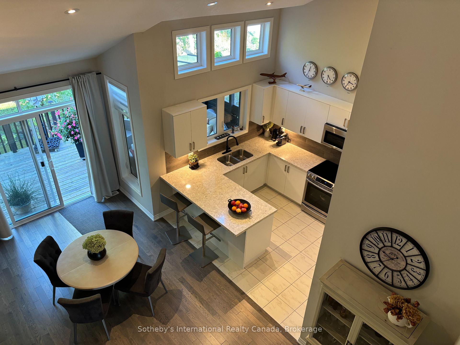 Photo 11 of 2 Carpenter Street, Collingwood — HOMEH