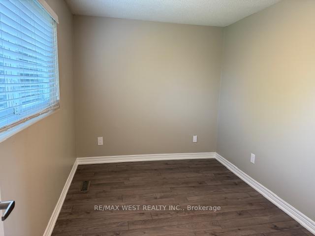 Photo 5 of 250 Leavens Road, Caledon, Bolton East — HOMEH