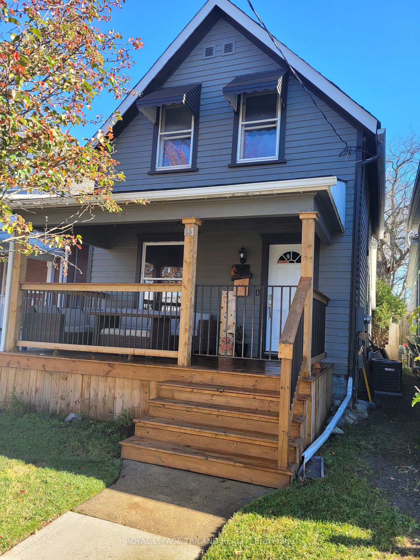 Front of 15 Balaclava Street