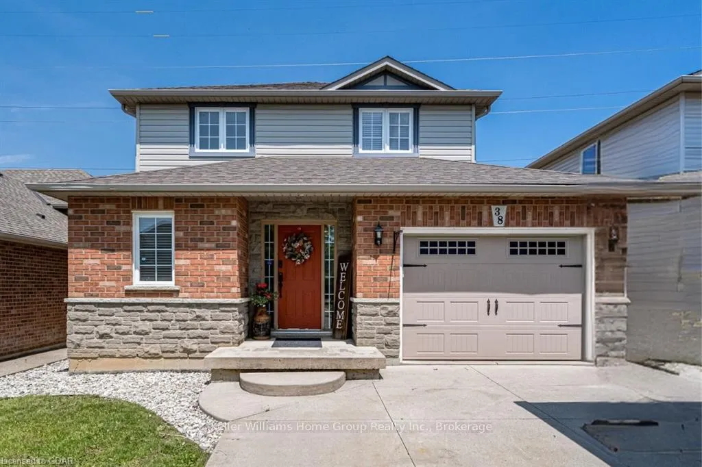 Photo 2 of 38 Grassyplain Drive, Hamilton, Villages of Glancaster — HOMEH