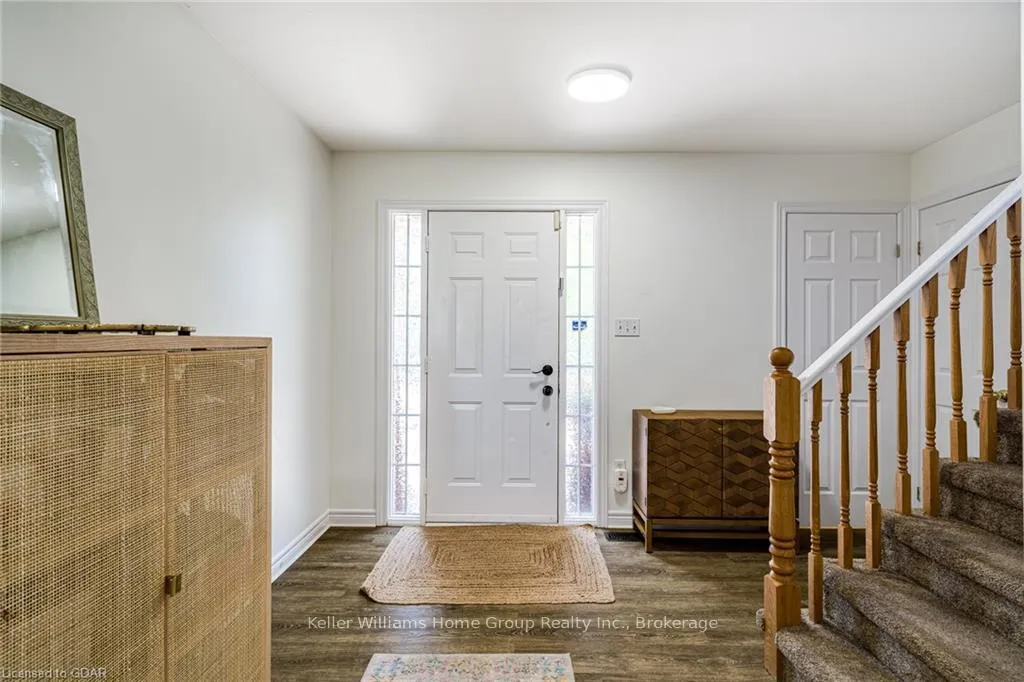 Photo 3 of 38 Grassyplain Drive, Hamilton, Villages of Glancaster — HOMEH