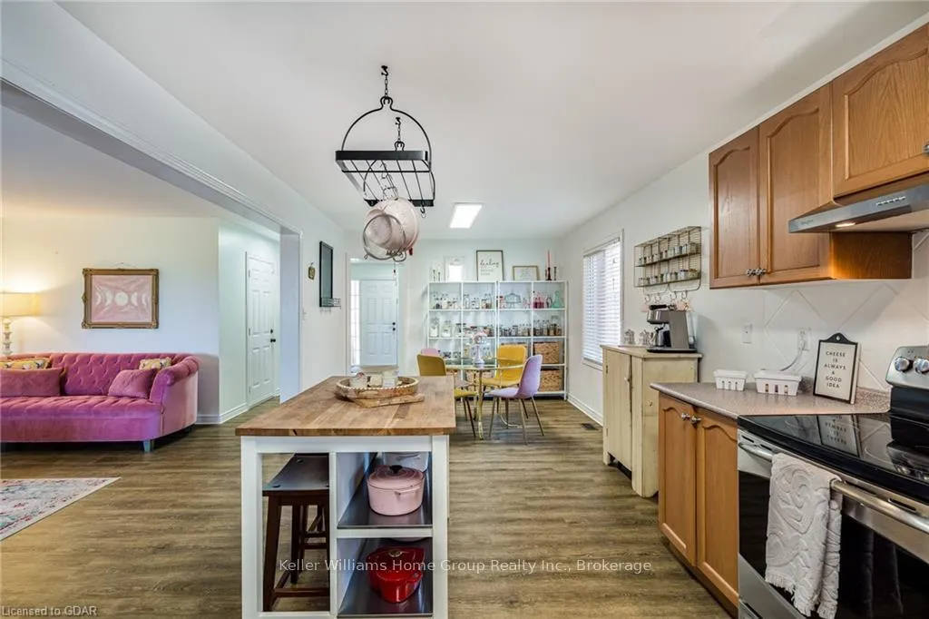 Photo 14 of 38 Grassyplain Drive, Hamilton, Villages of Glancaster — HOMEH