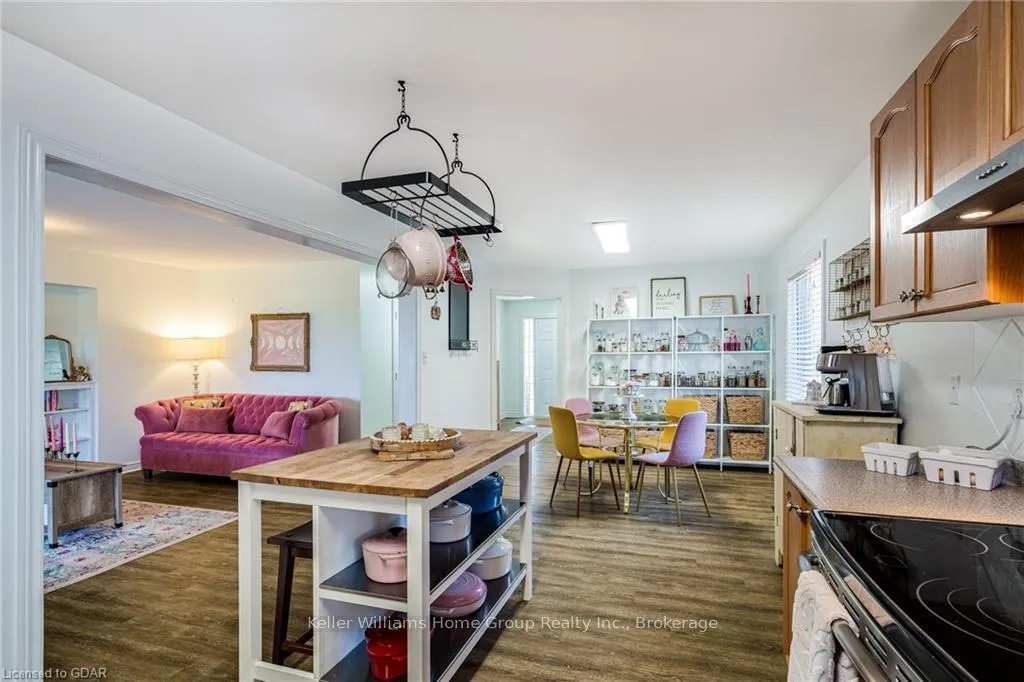Photo 15 of 38 Grassyplain Drive, Hamilton, Villages of Glancaster — HOMEH