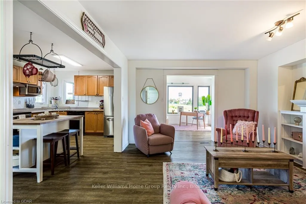 Photo 16 of 38 Grassyplain Drive, Hamilton, Villages of Glancaster — HOMEH