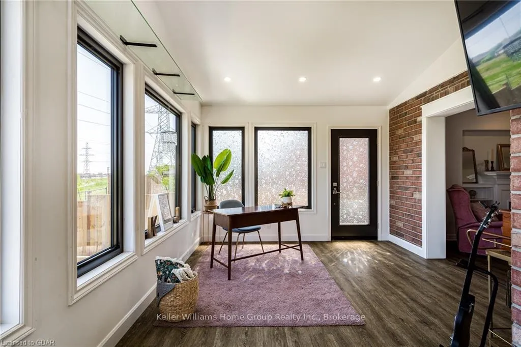 Photo 26 of 38 Grassyplain Drive, Hamilton, Villages of Glancaster — HOMEH
