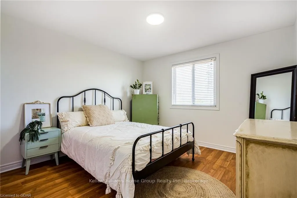 Photo 36 of 38 Grassyplain Drive, Hamilton, Villages of Glancaster — HOMEH