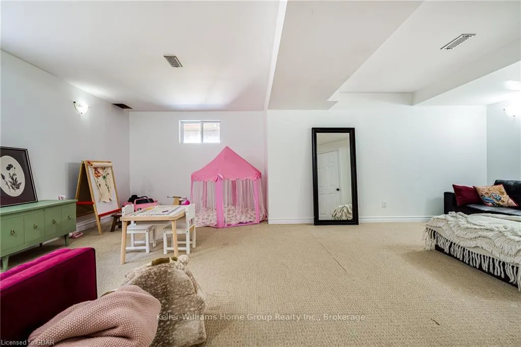 Photo 42 of 38 Grassyplain Drive, Hamilton, Villages of Glancaster — HOMEH