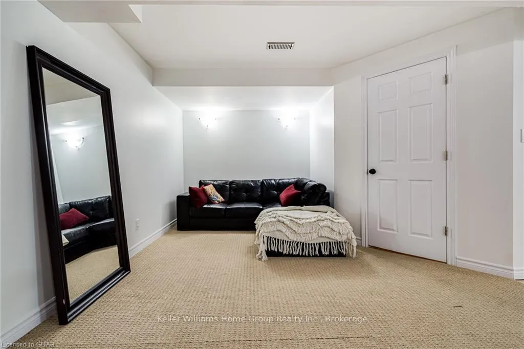 Photo 43 of 38 Grassyplain Drive, Hamilton, Villages of Glancaster — HOMEH