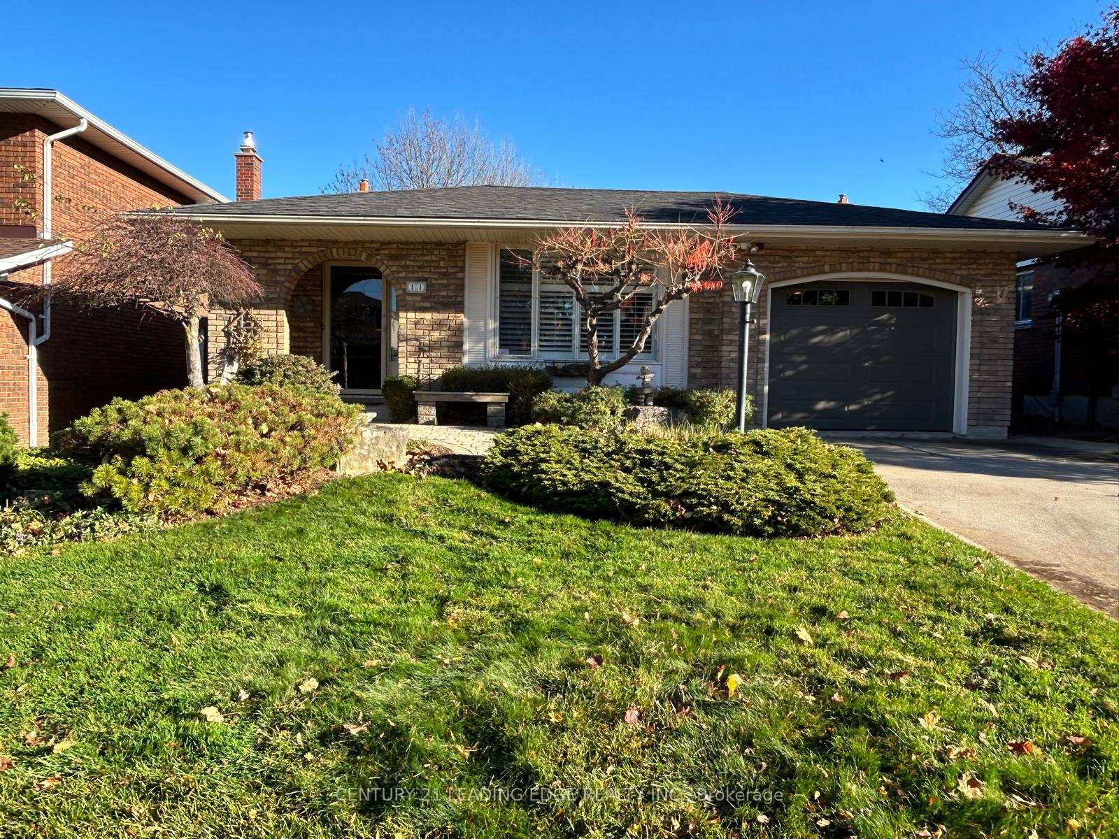 Photo 1 of 11 Firenze Street, Hamilton, Gurnett — HOMEH