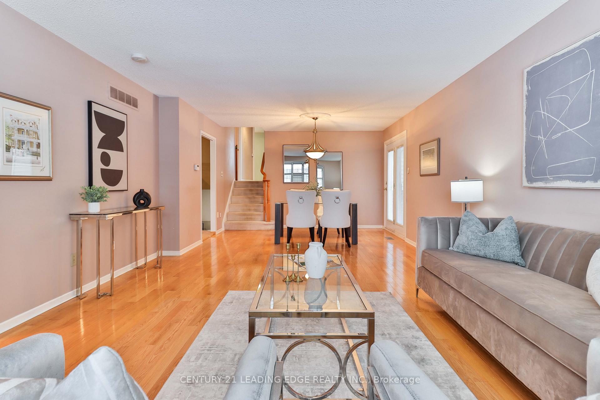 Photo 13 of 11 Firenze Street, Hamilton, Gurnett — HOMEH