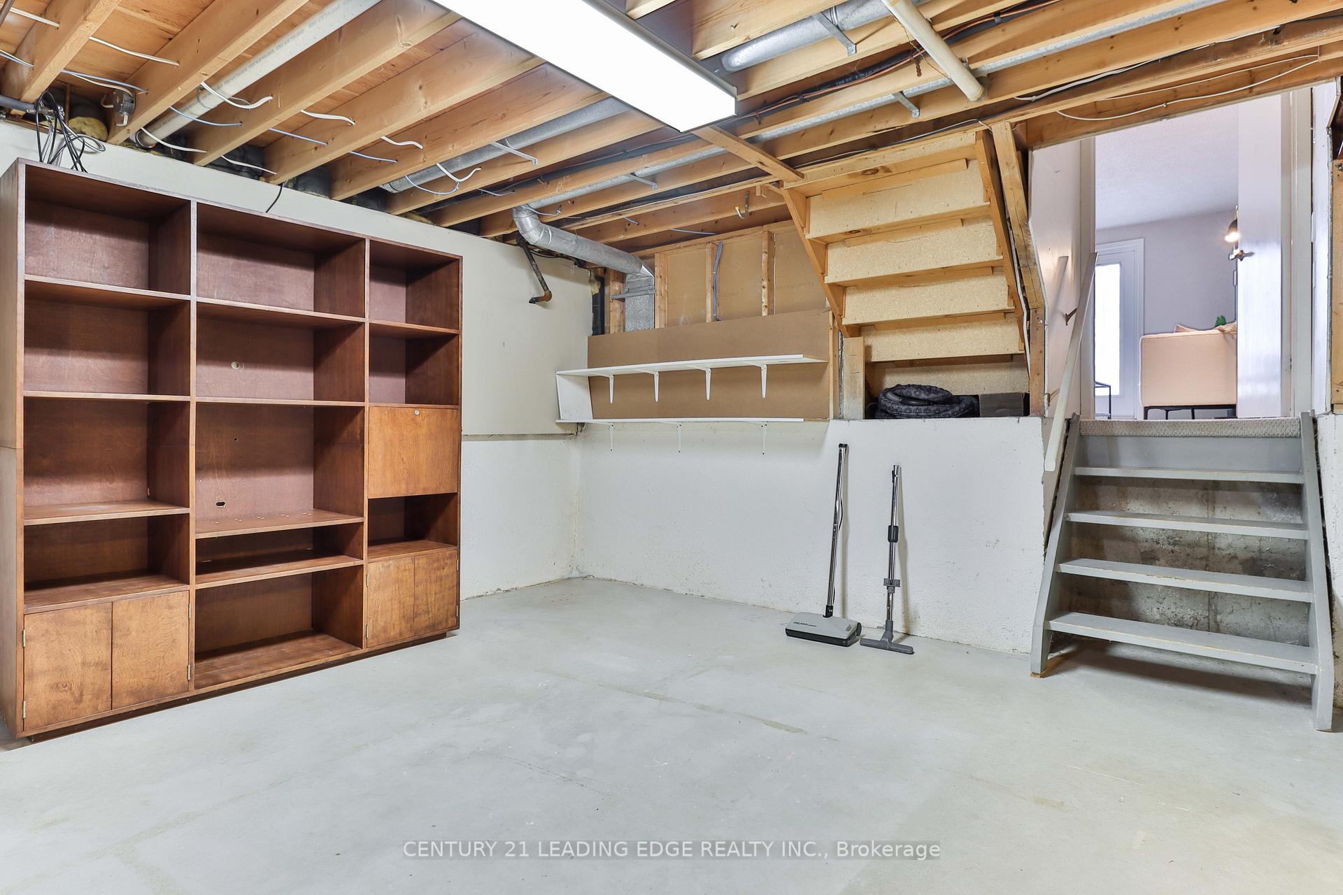Photo 34 of 11 Firenze Street, Hamilton, Gurnett — HOMEH