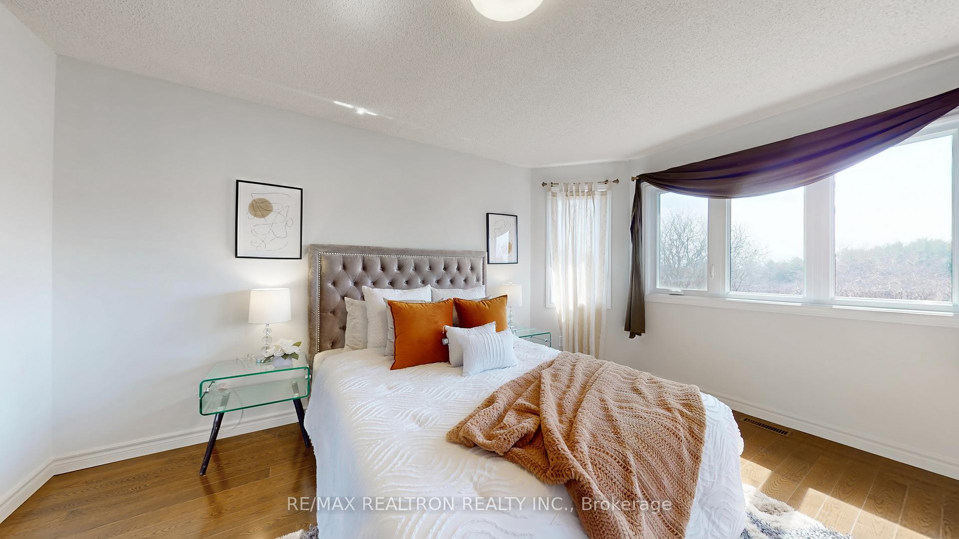Photo 19 of 131 Dawlish Avenue, Aurora, Aurora Highlands — HOMEH