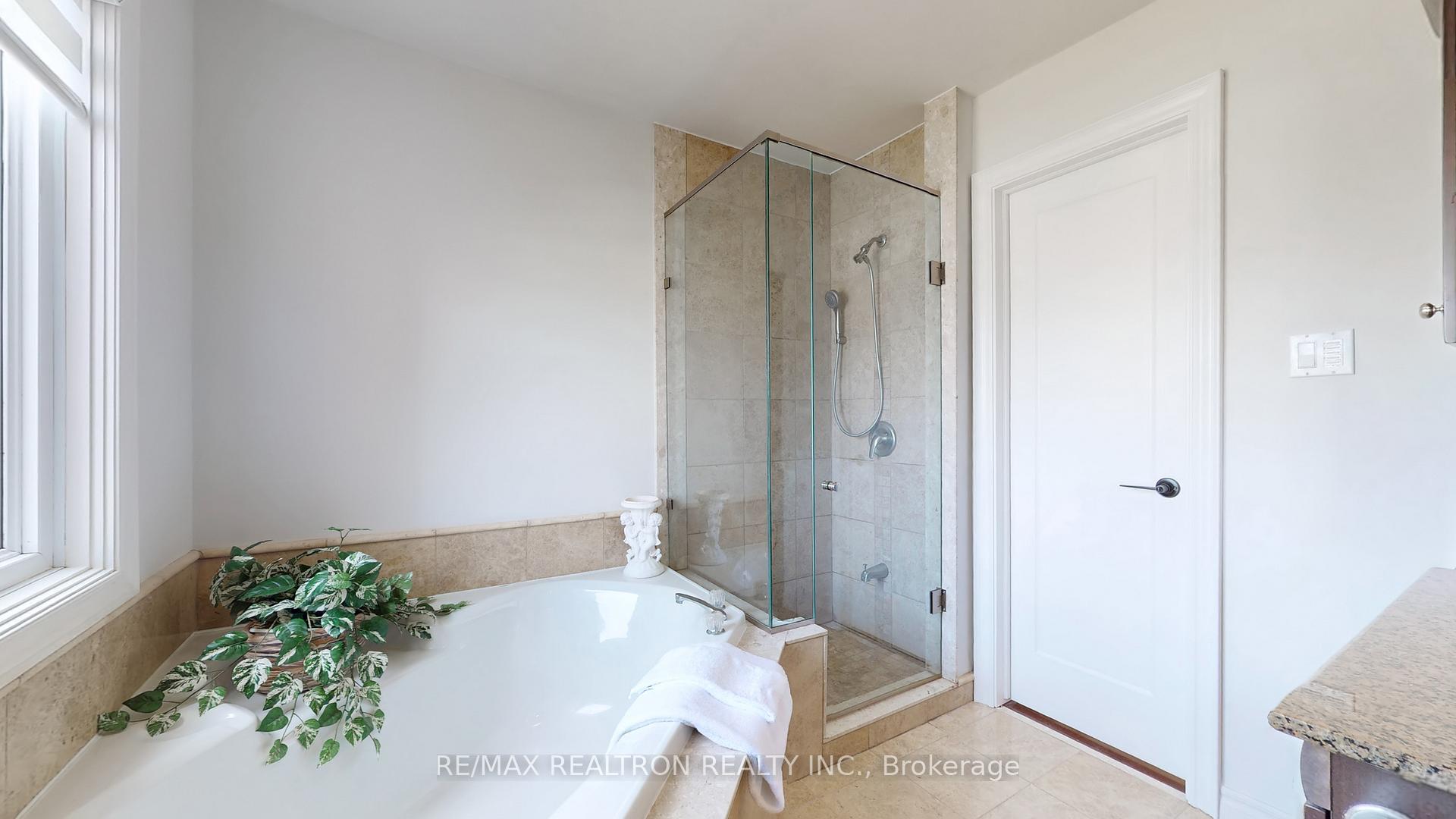 Photo 25 of 131 Dawlish Avenue, Aurora, Aurora Highlands — HOMEH