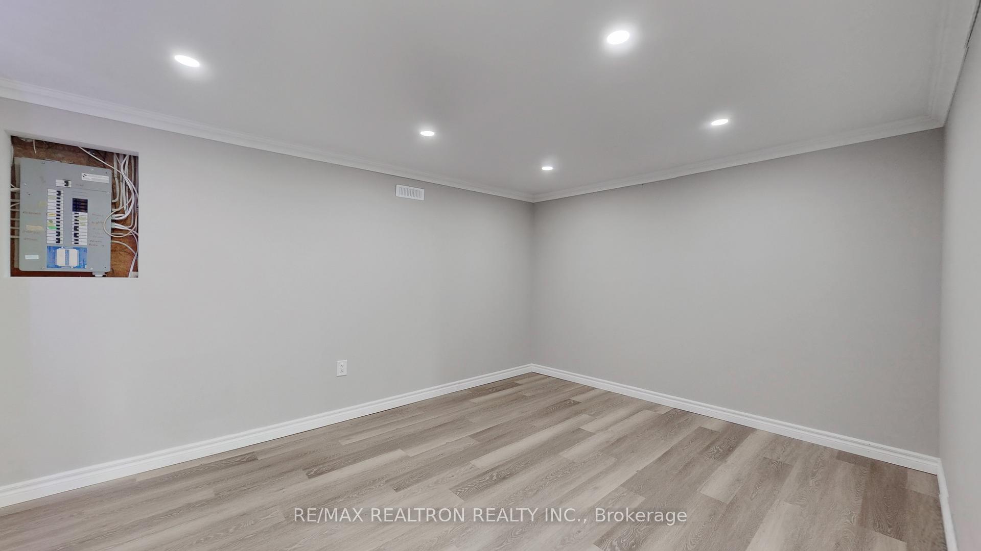 Photo 37 of 131 Dawlish Avenue, Aurora, Aurora Highlands — HOMEH