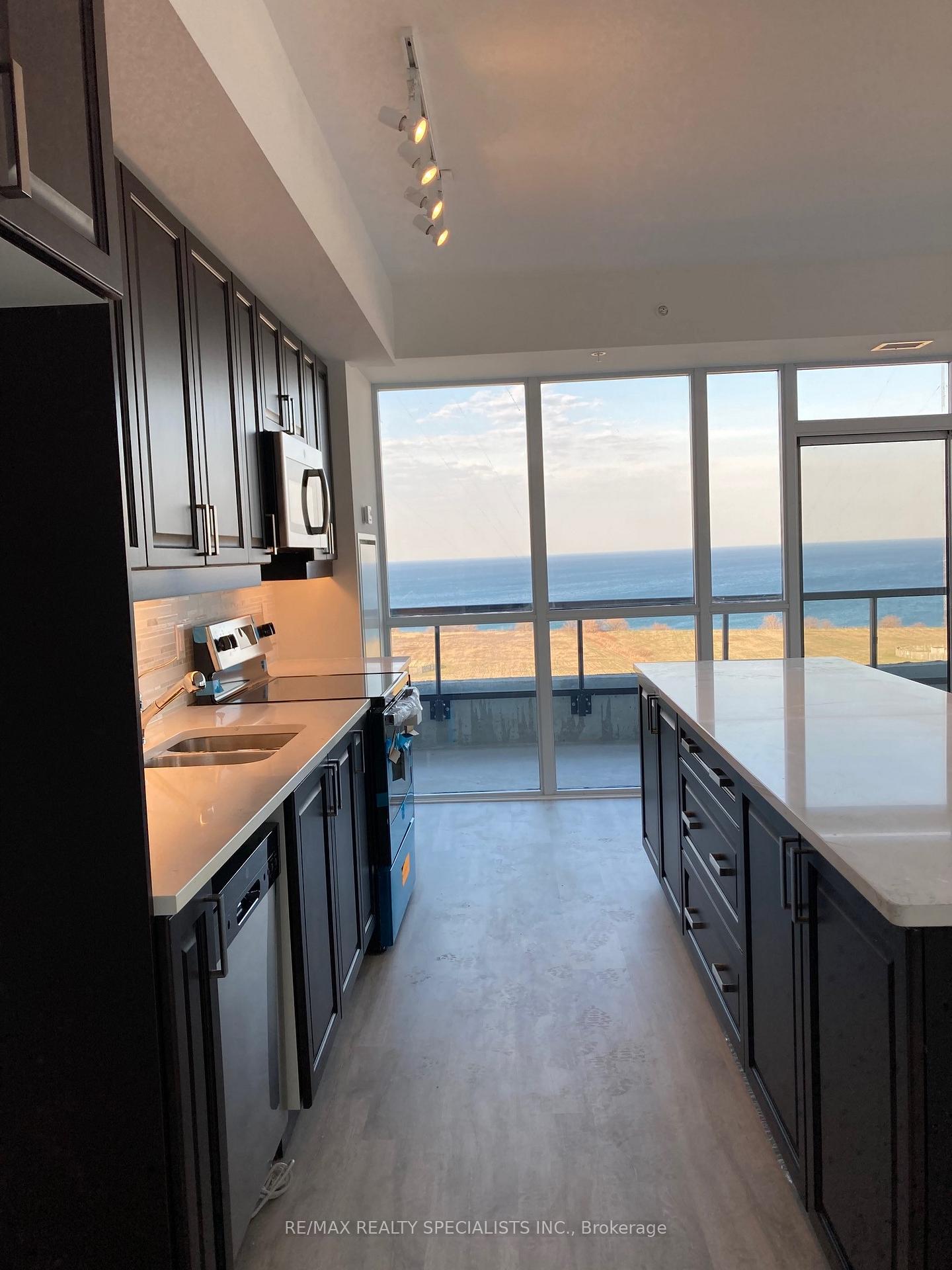 Photo 4 of Unit 1205, 550 North Service Road, Grimsby, Grimsby Beach — HOMEH