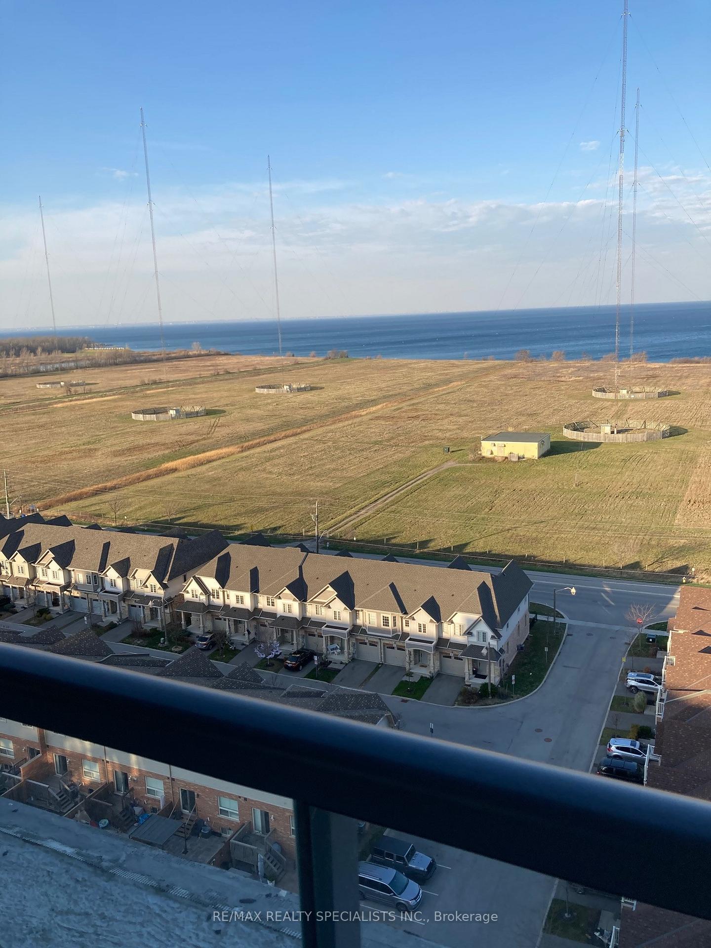 Photo 12 of Unit 1205, 550 North Service Road, Grimsby, Grimsby Beach — HOMEH